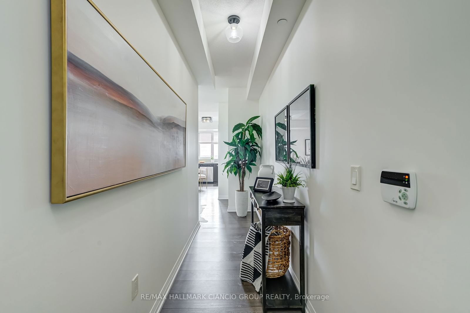 9560 Markham Rd, unit 1012 for sale - image #2