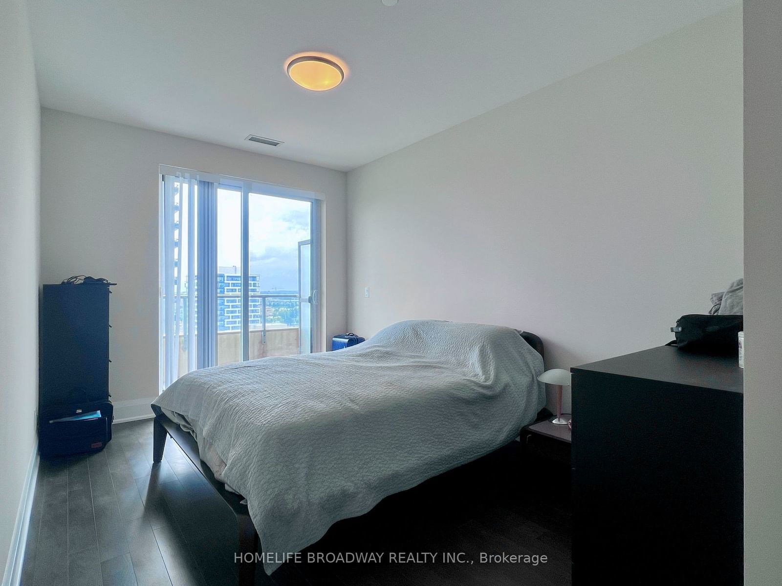 18 Uptown Dr, unit RG07 for sale - image #16