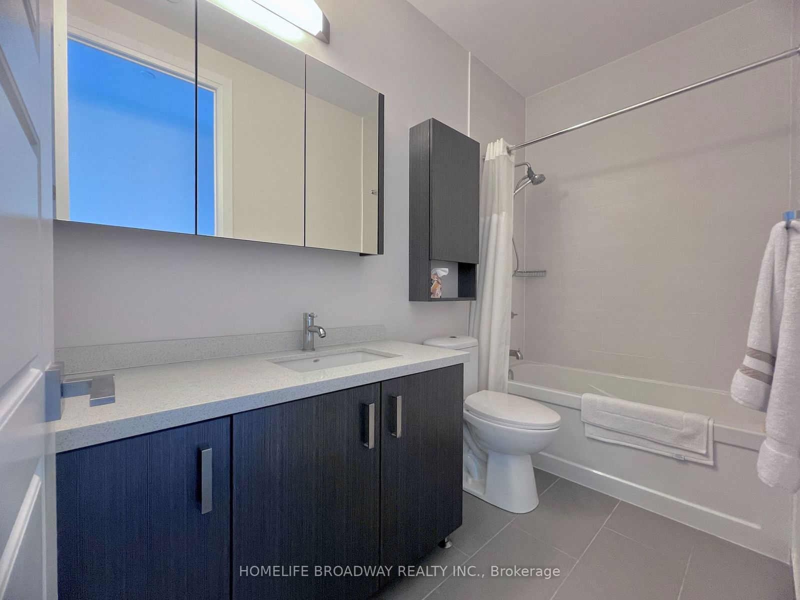 18 Uptown Dr, unit RG07 for sale - image #18