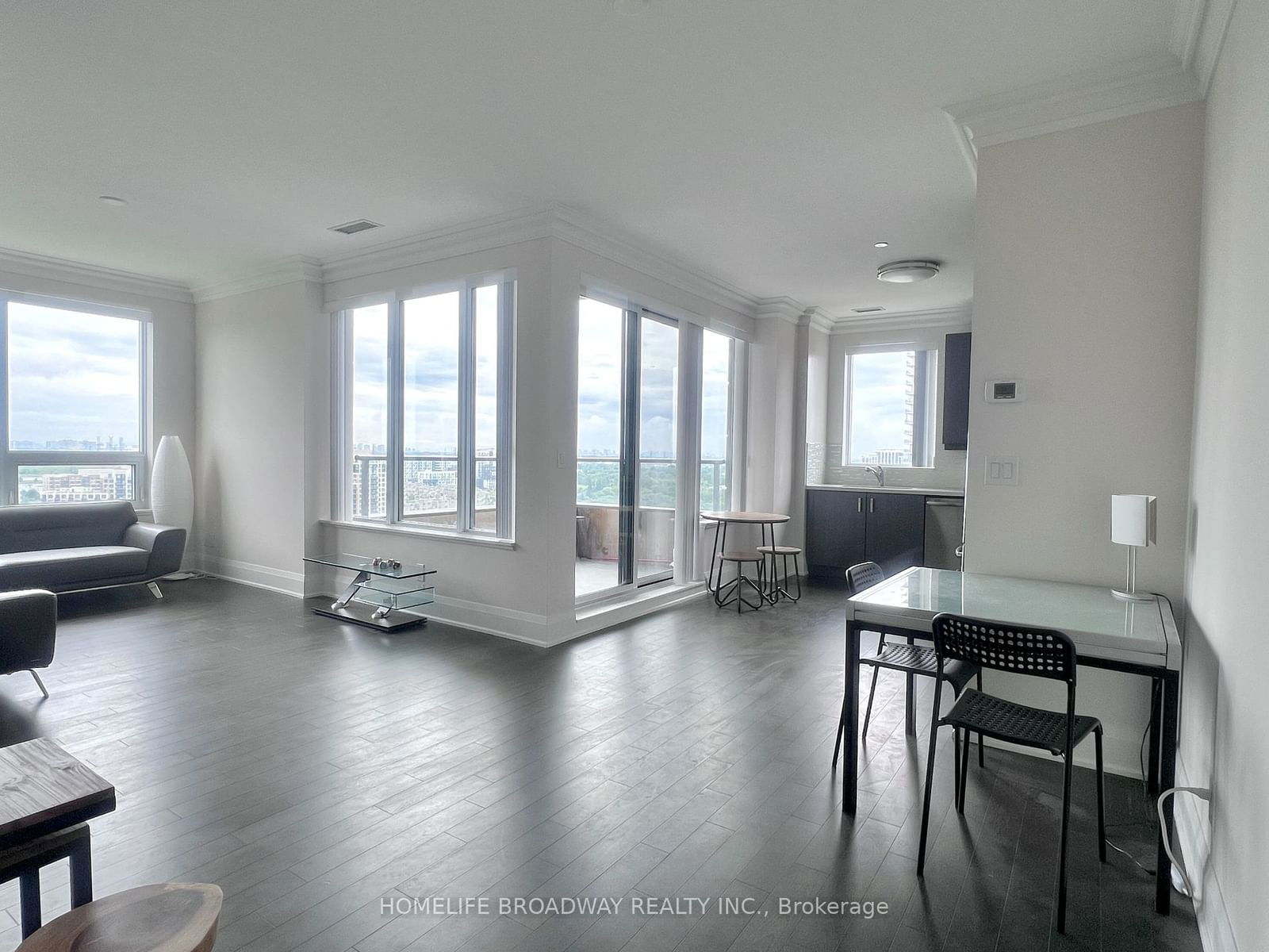 18 Uptown Dr, unit RG07 for sale - image #5