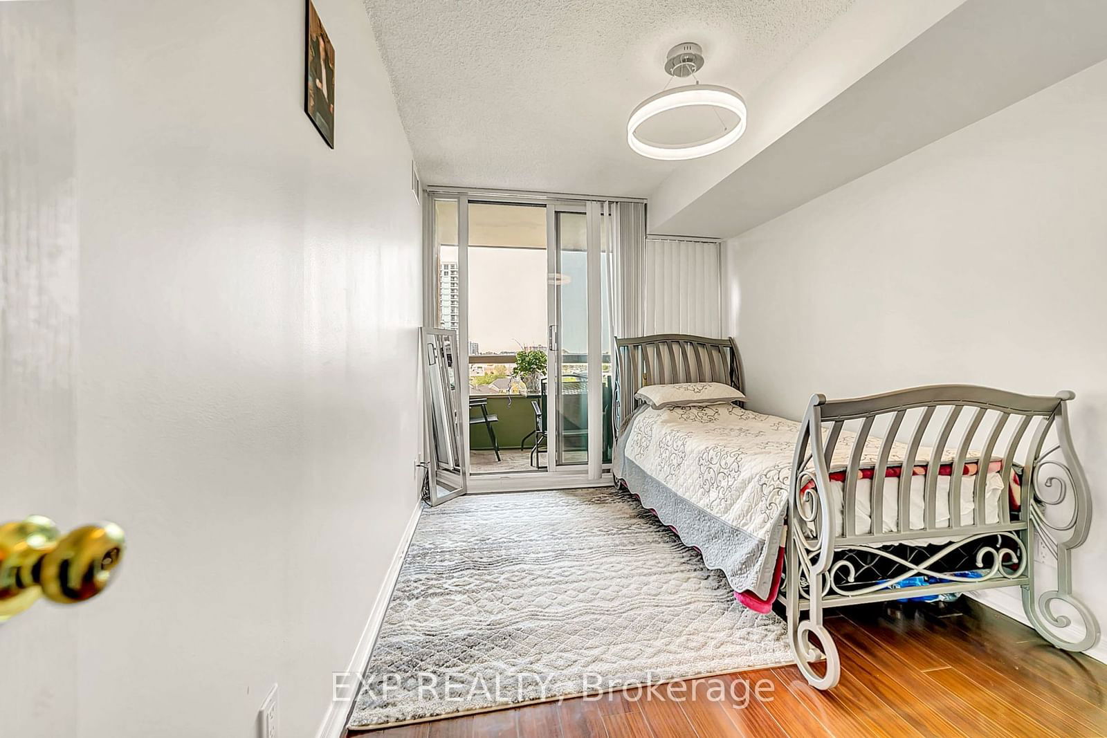 29 Northern Heights Dr, unit 615 for sale - image #33