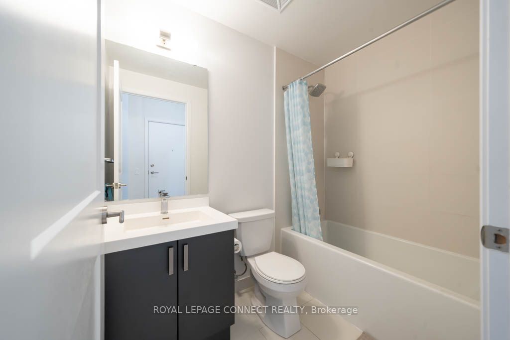 7895 Jane St, unit 3406 for sale - image #3