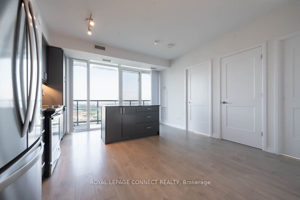 7895 Jane St, unit 3406 for sale - image #4