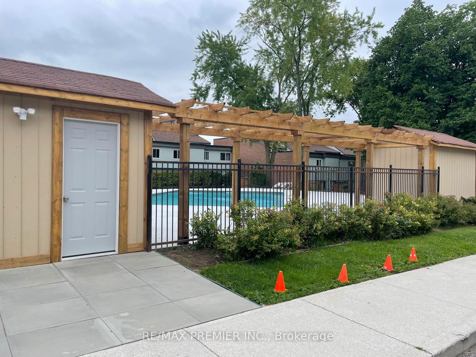 Country Lane Townhomes, Aurora, Toronto