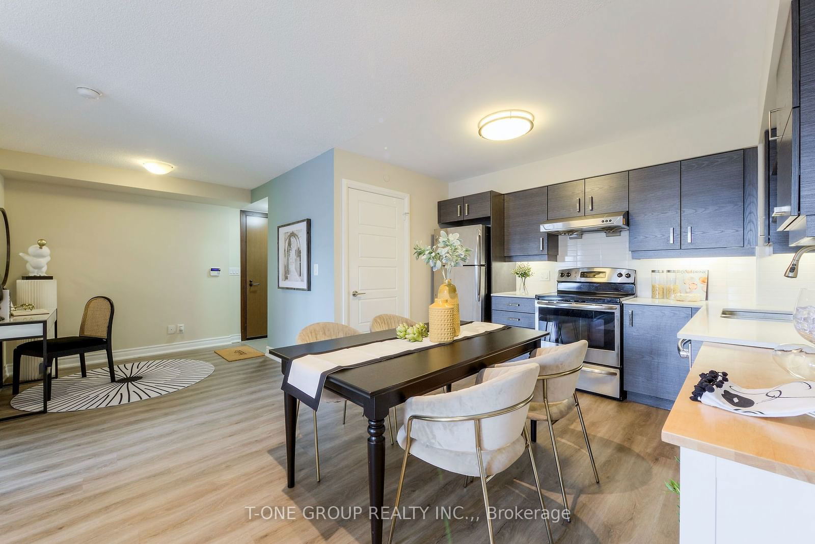 1 Uptown Dr, unit 906 for sale - image #10