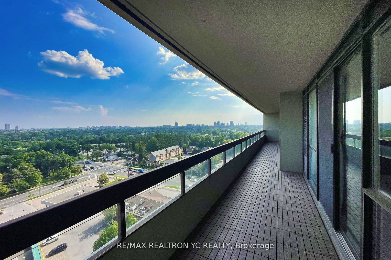 8111 Yonge St, unit 1712 for sale - image #31