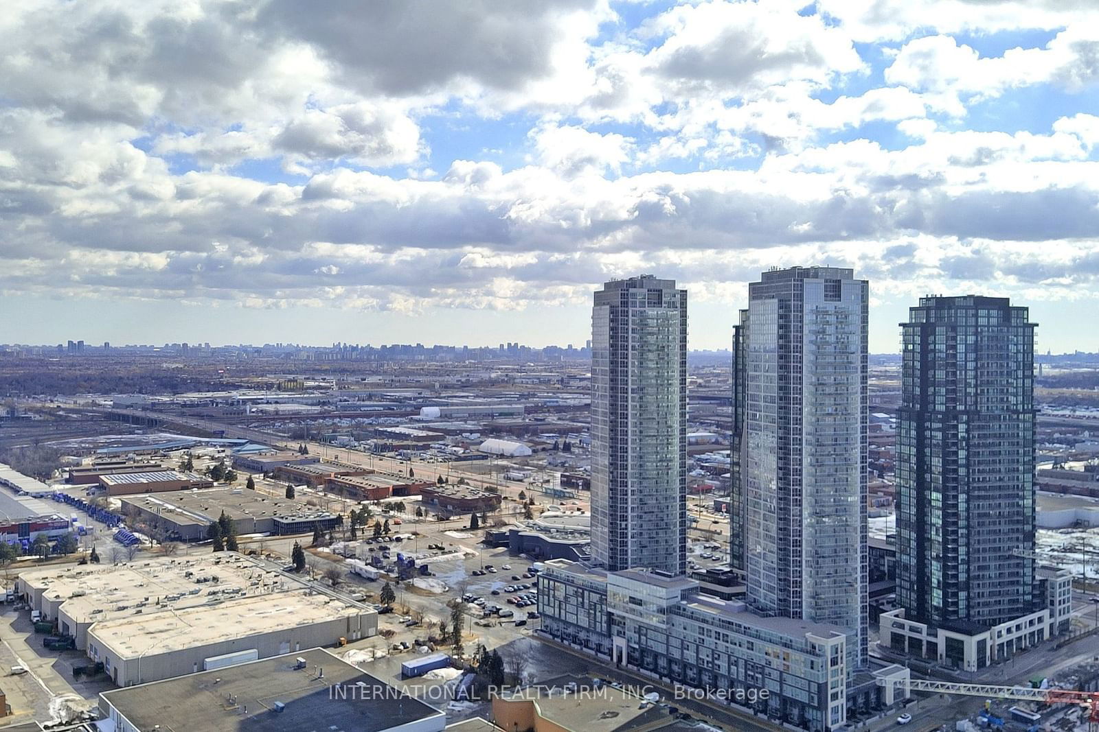 7895 JANE St E, unit 3601 for rent - image #29