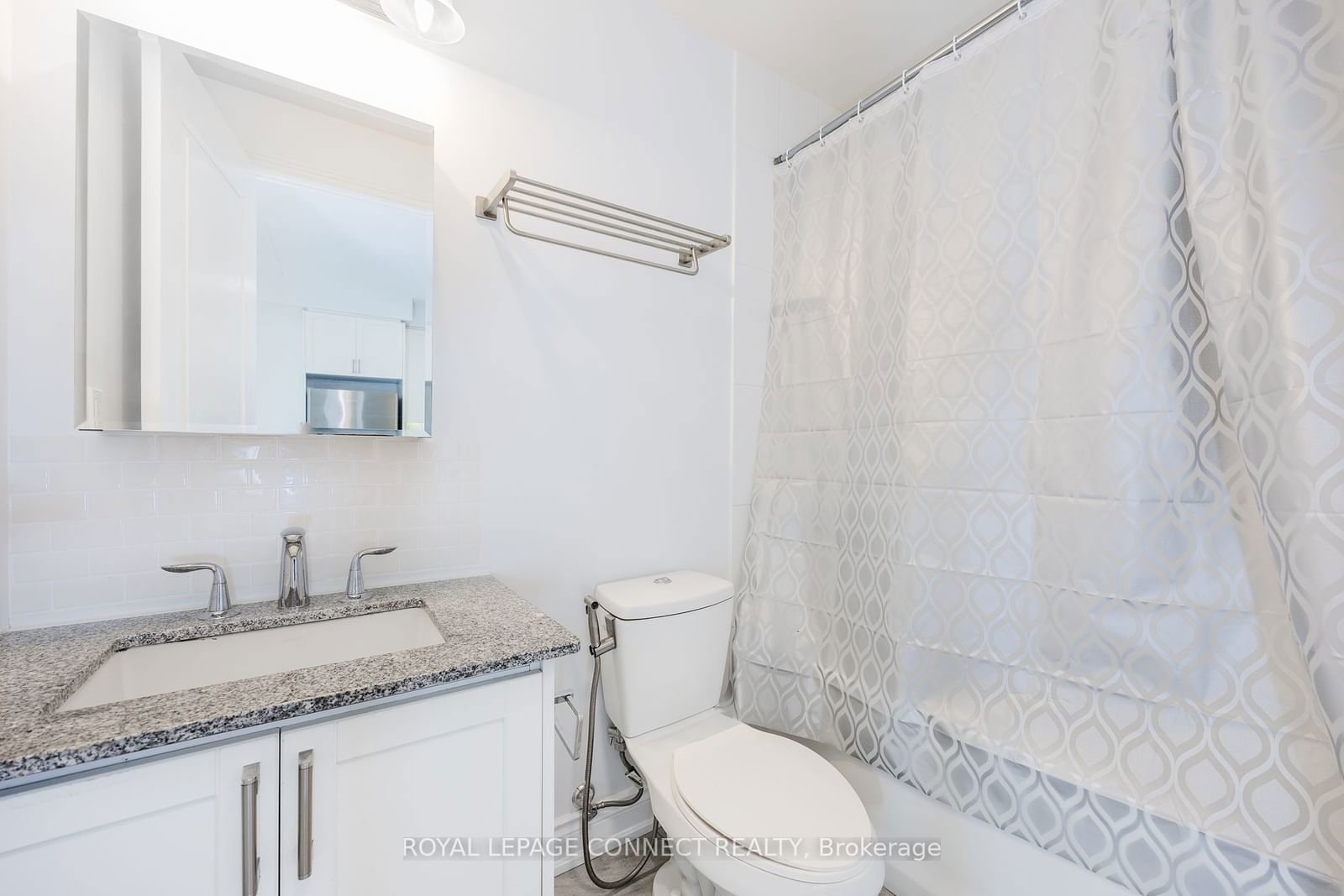 9090 Yonge St, unit 509B for sale - image #14