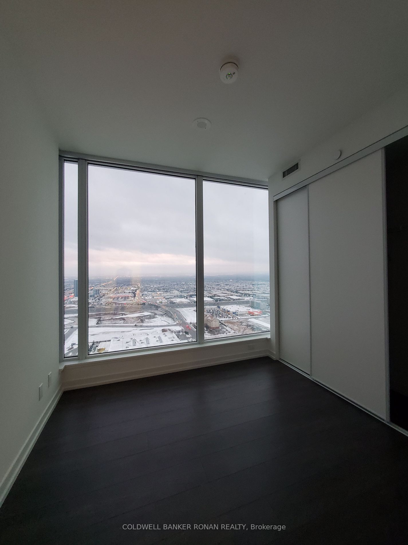 5 Buttermill Ave, unit 5110 for rent - image #14