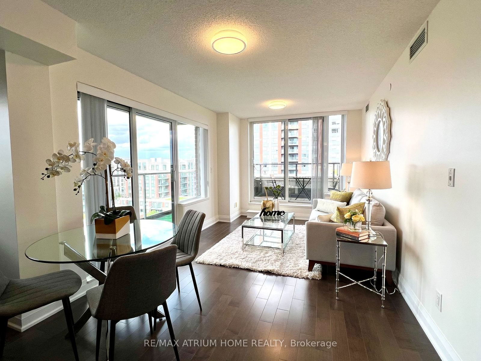 18 Uptown Dr, unit 1002 for sale - image #2