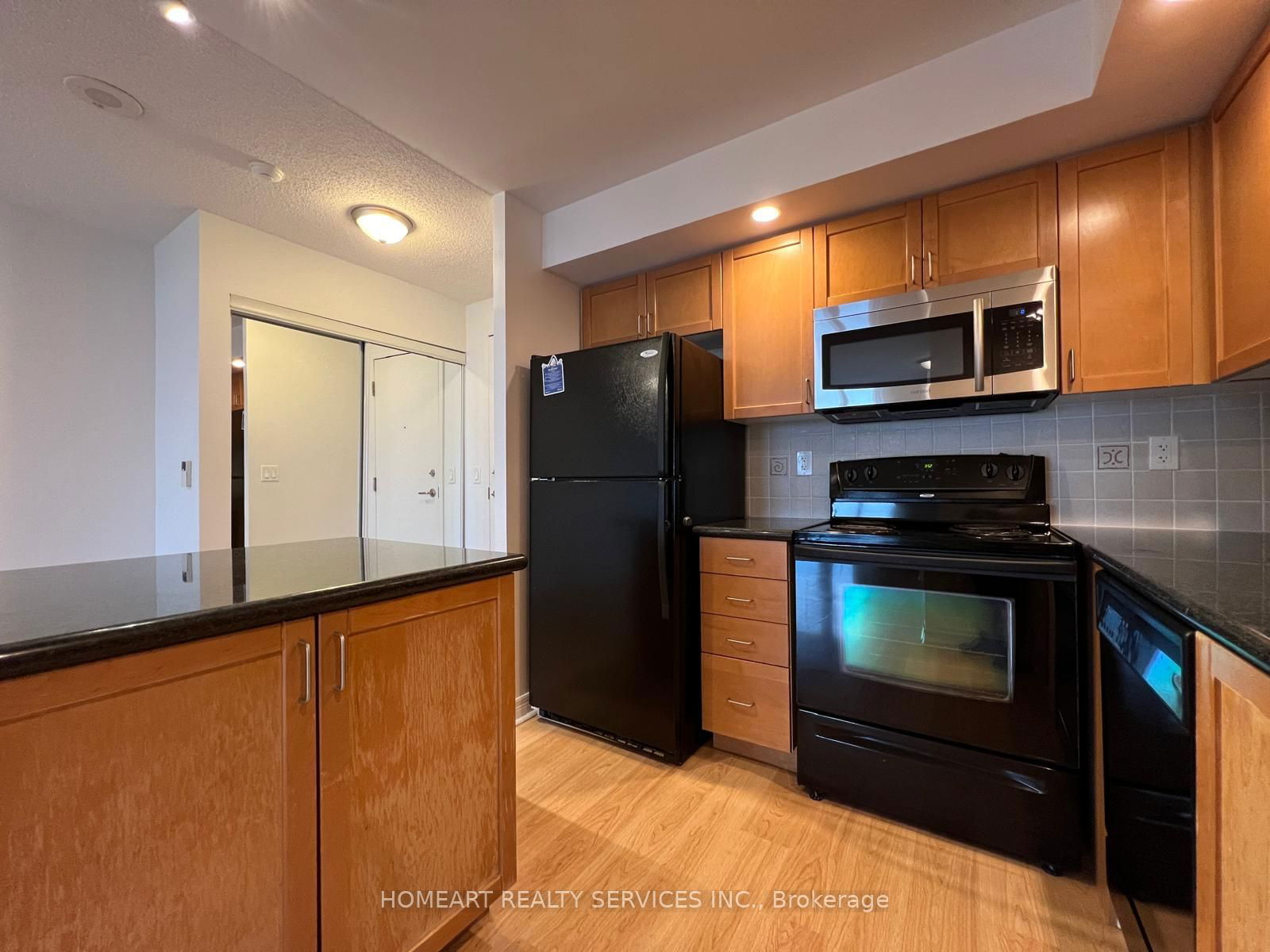 33 Cox Blvd, unit 1101 for sale - image #10