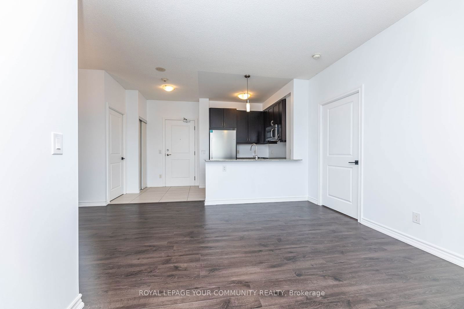 7730 Kipling Ave, unit 1106 for sale