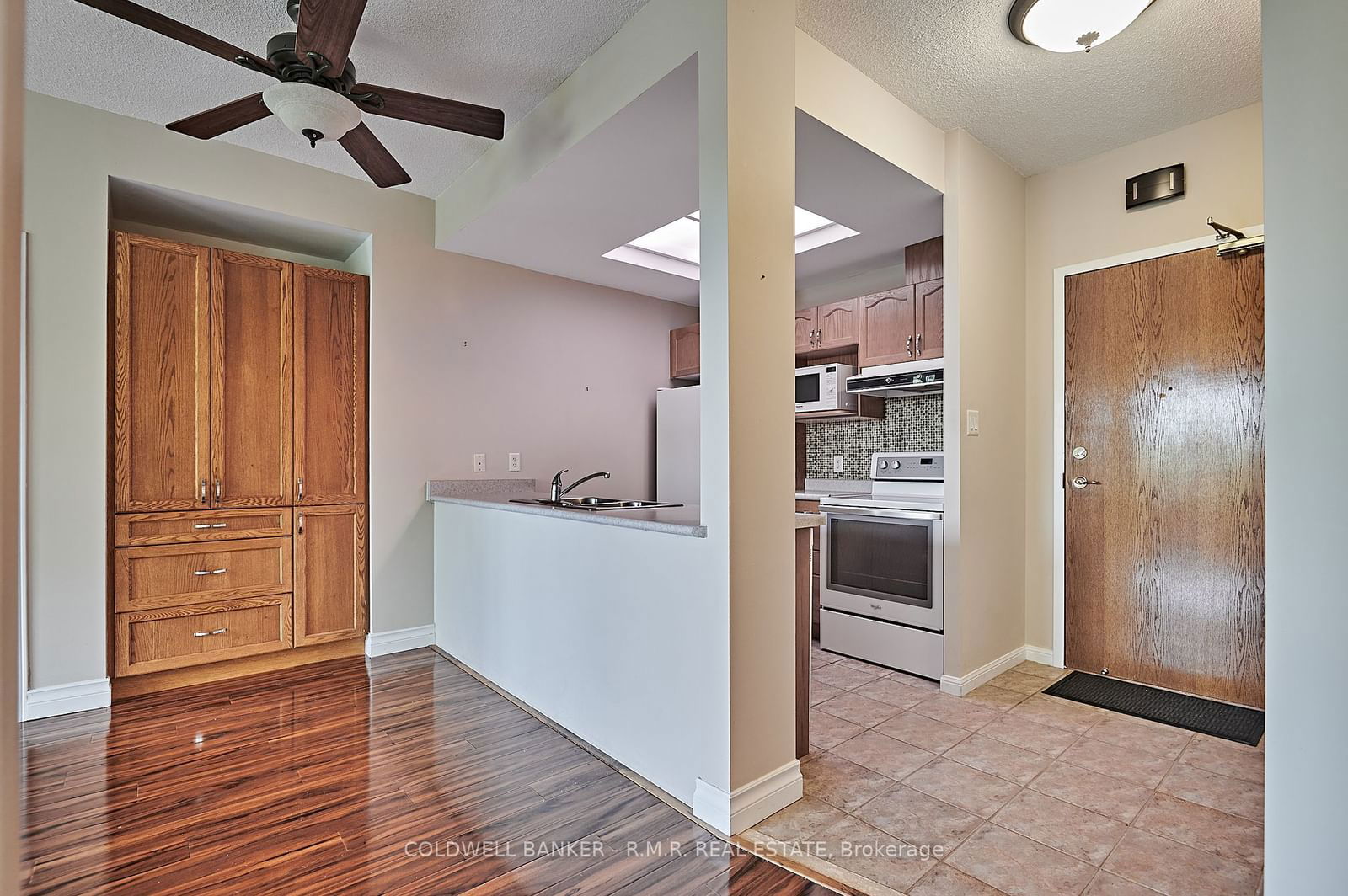 900 Bogart Mill Tr, unit 524 for sale - image #11