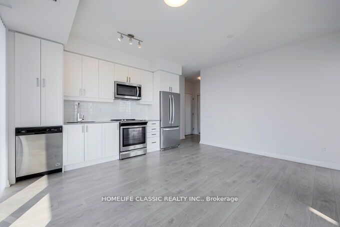 7895 Jane St, unit 2804 for rent - image #11