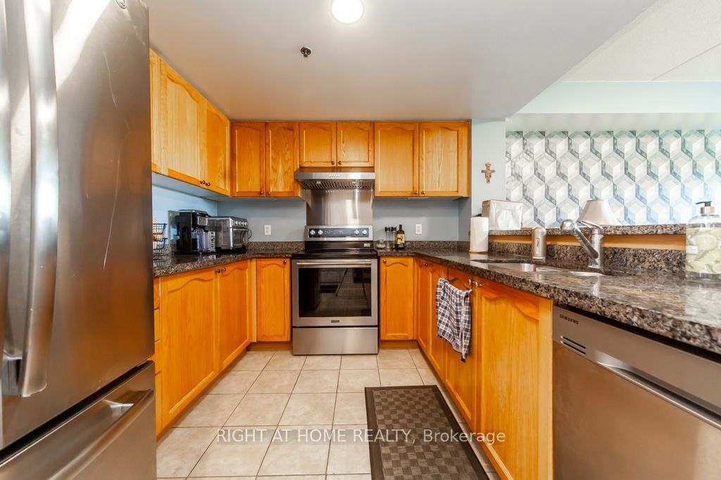 7428 Markham Rd, unit 301 for sale - image #13