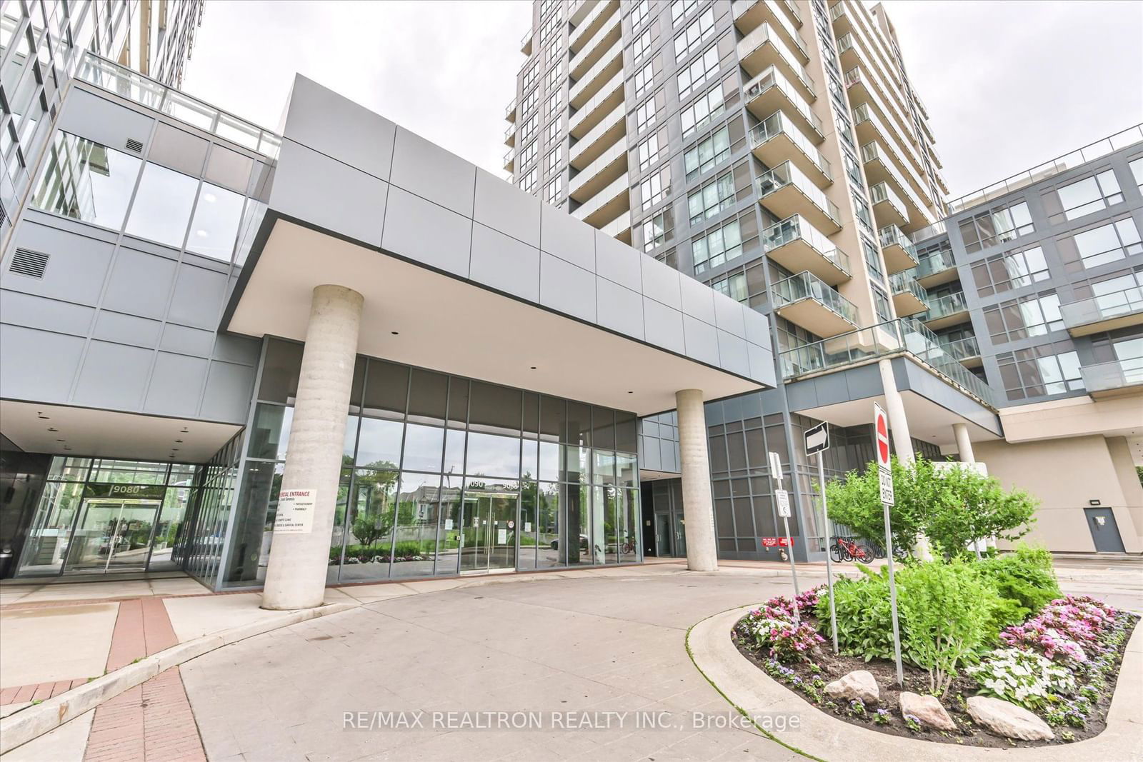 9088 Yonge St, unit 302 for sale - image #33