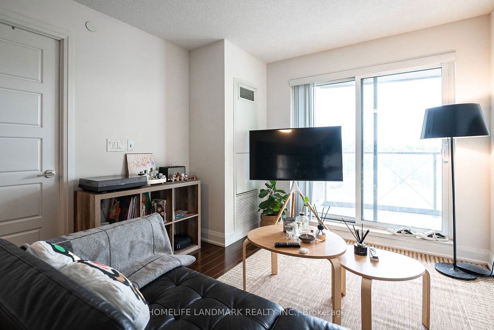 8200 birchmount Rd, unit 521 for rent - image #4