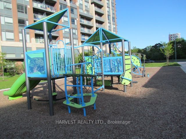 28 Uptown Dr, unit 526 for sale - image #21