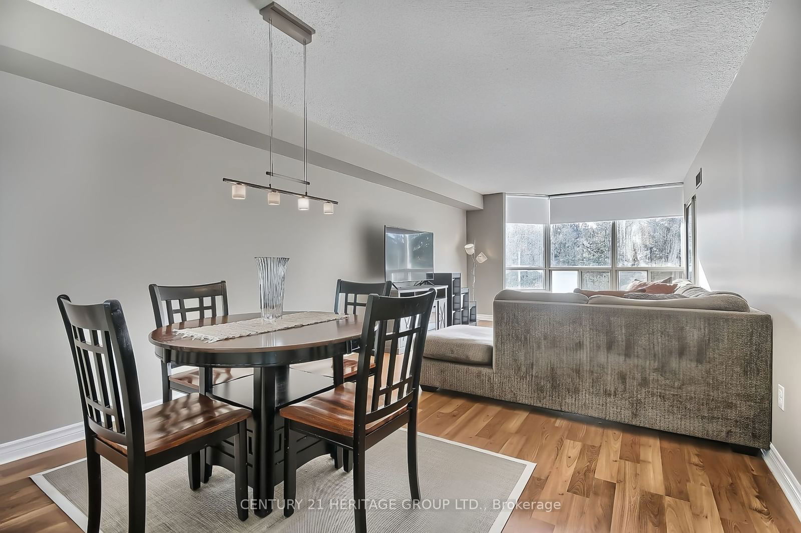 175 Cedar Ave, unit 215 for sale - image #8