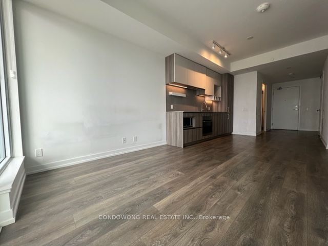 5 Buttermill Ave, unit 3101 for rent