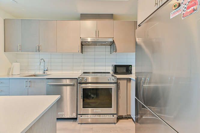 9000 Jane St, unit 1023 for sale - image #12