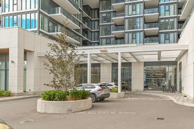 9000 Jane St, unit 1023 for sale - image #2