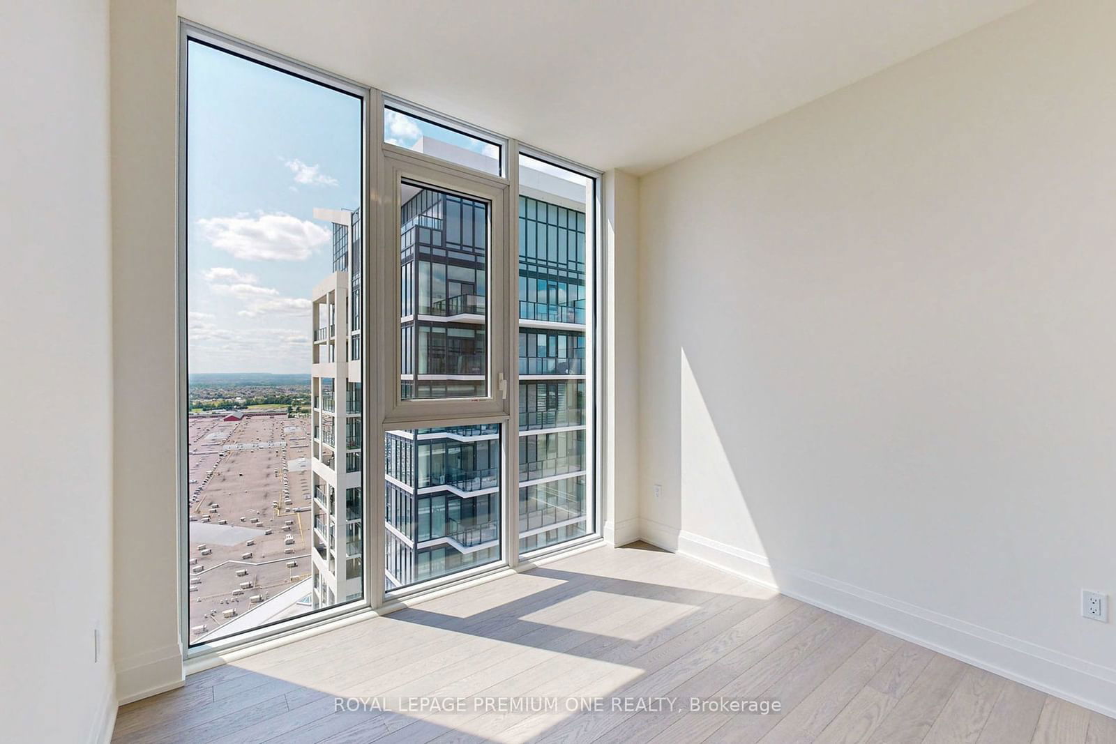 9000 Jane St, unit PH203 for sale - image #22