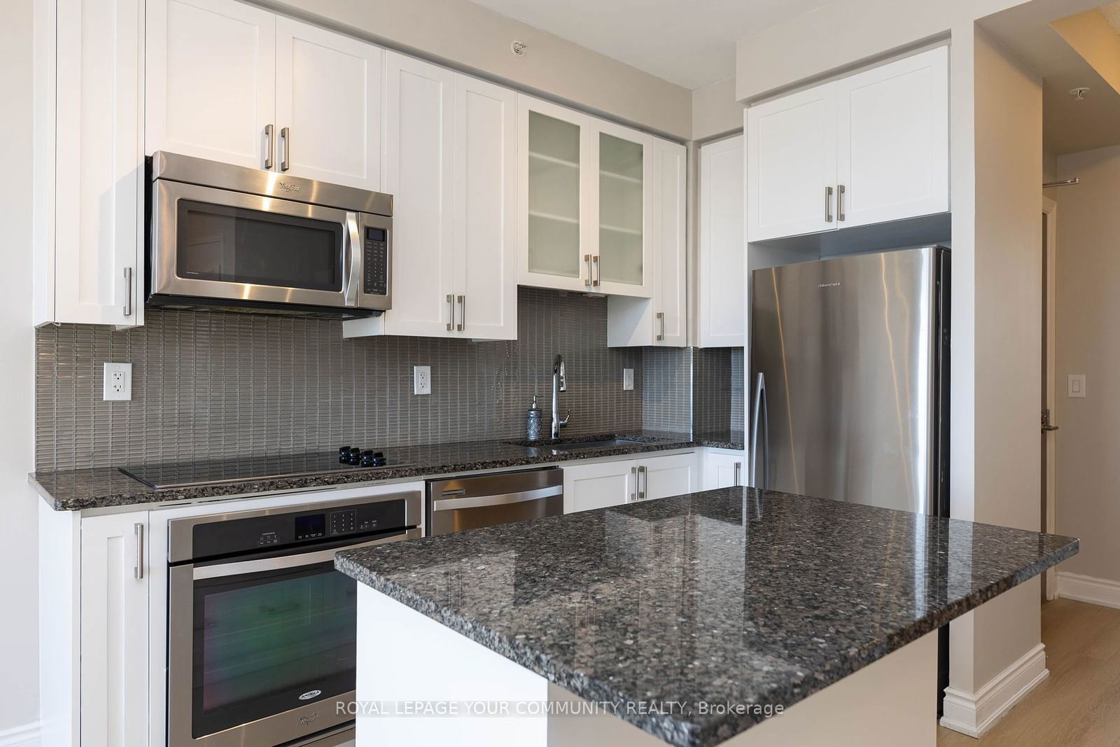 9090 Yonge St, unit 607 for sale - image #26