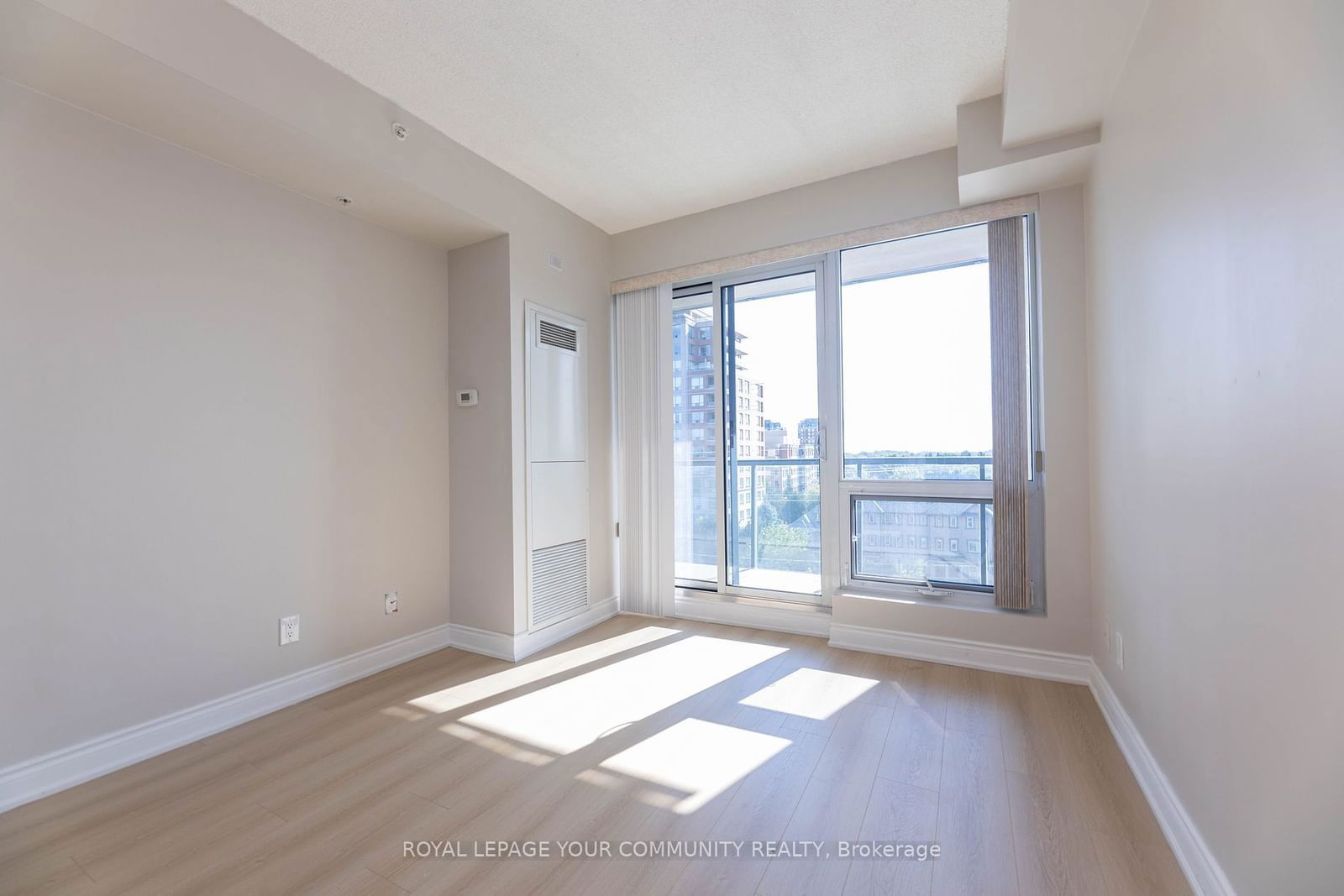 9090 Yonge St, unit 607 for sale - image #31