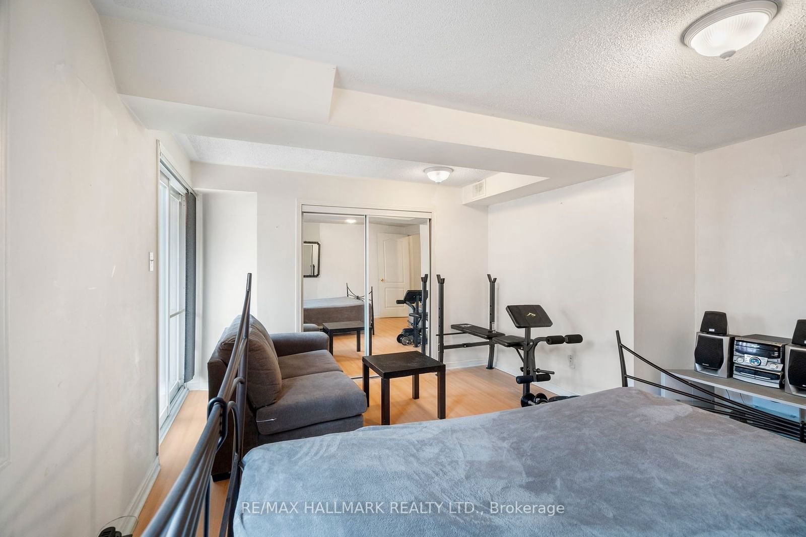 165 Fieldstone Dr, unit 8 for sale - image #35