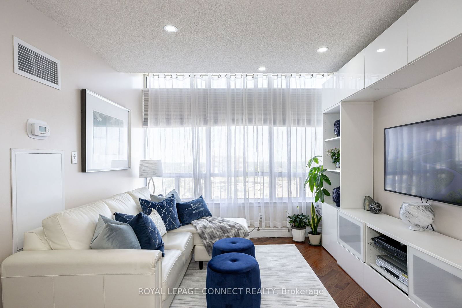 120 Promenade Circ, unit PH214 for sale