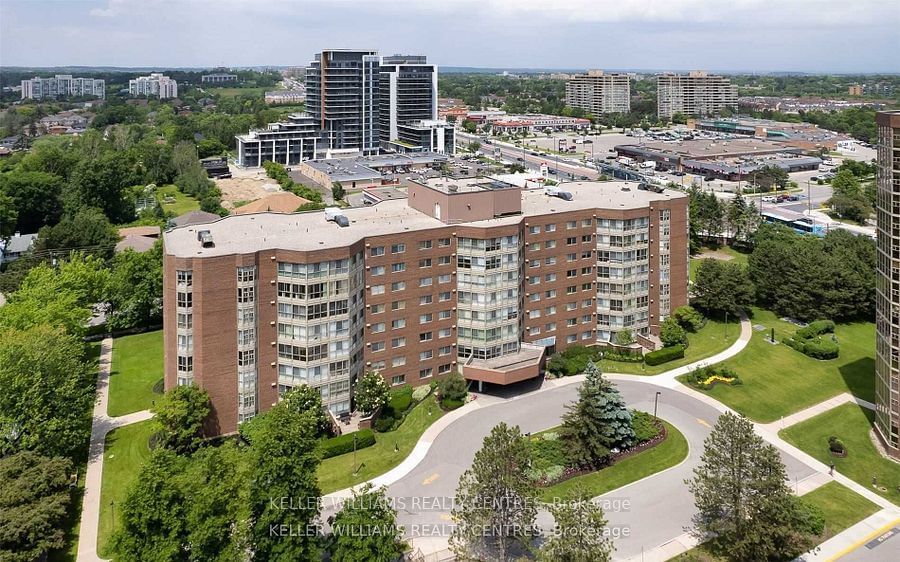 5 Weldrick West Condos, Richmond Hill, Toronto