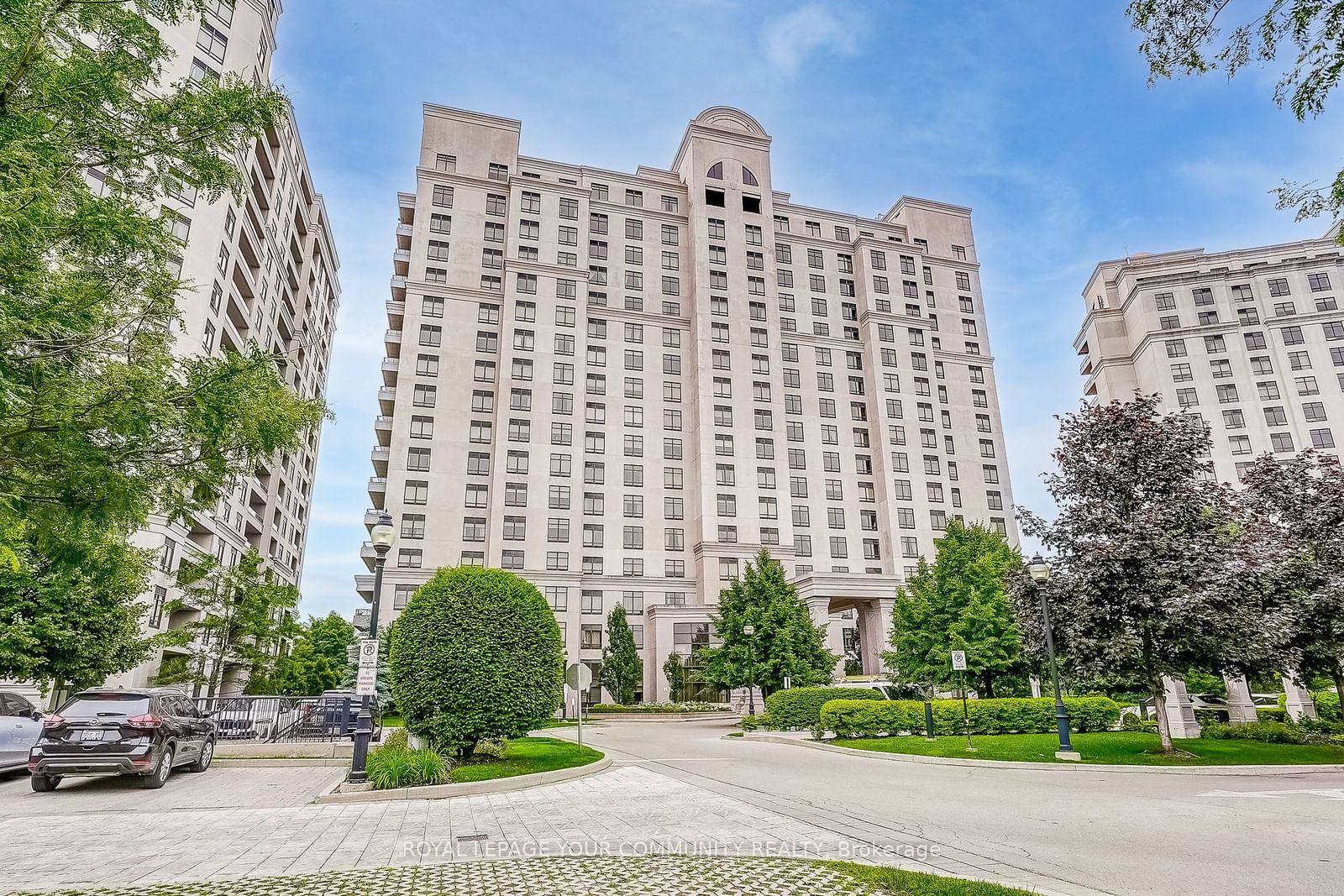 9245 Jane St, unit 505 for sale - image #2