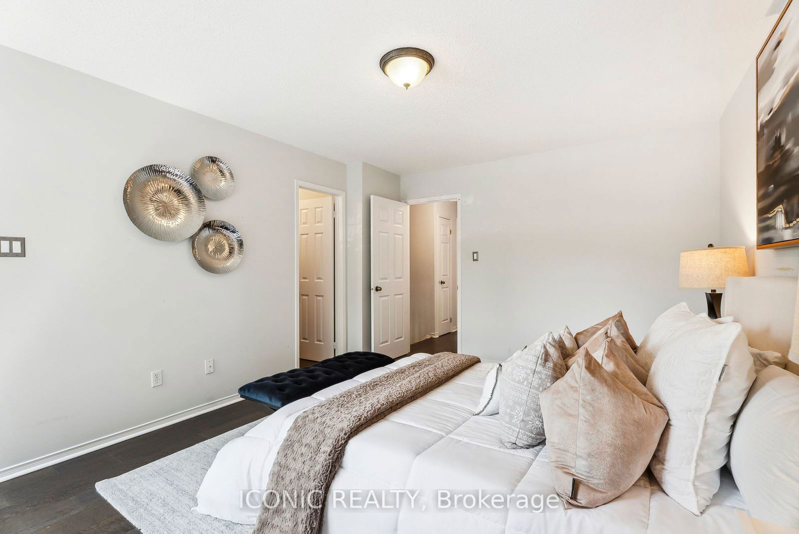 31 Mosaics Ave, unit 70 for sale - image #10