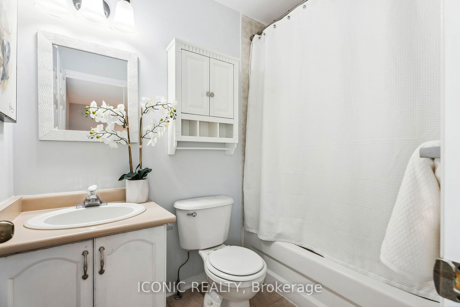 31 Mosaics Ave, unit 70 for sale - image #11