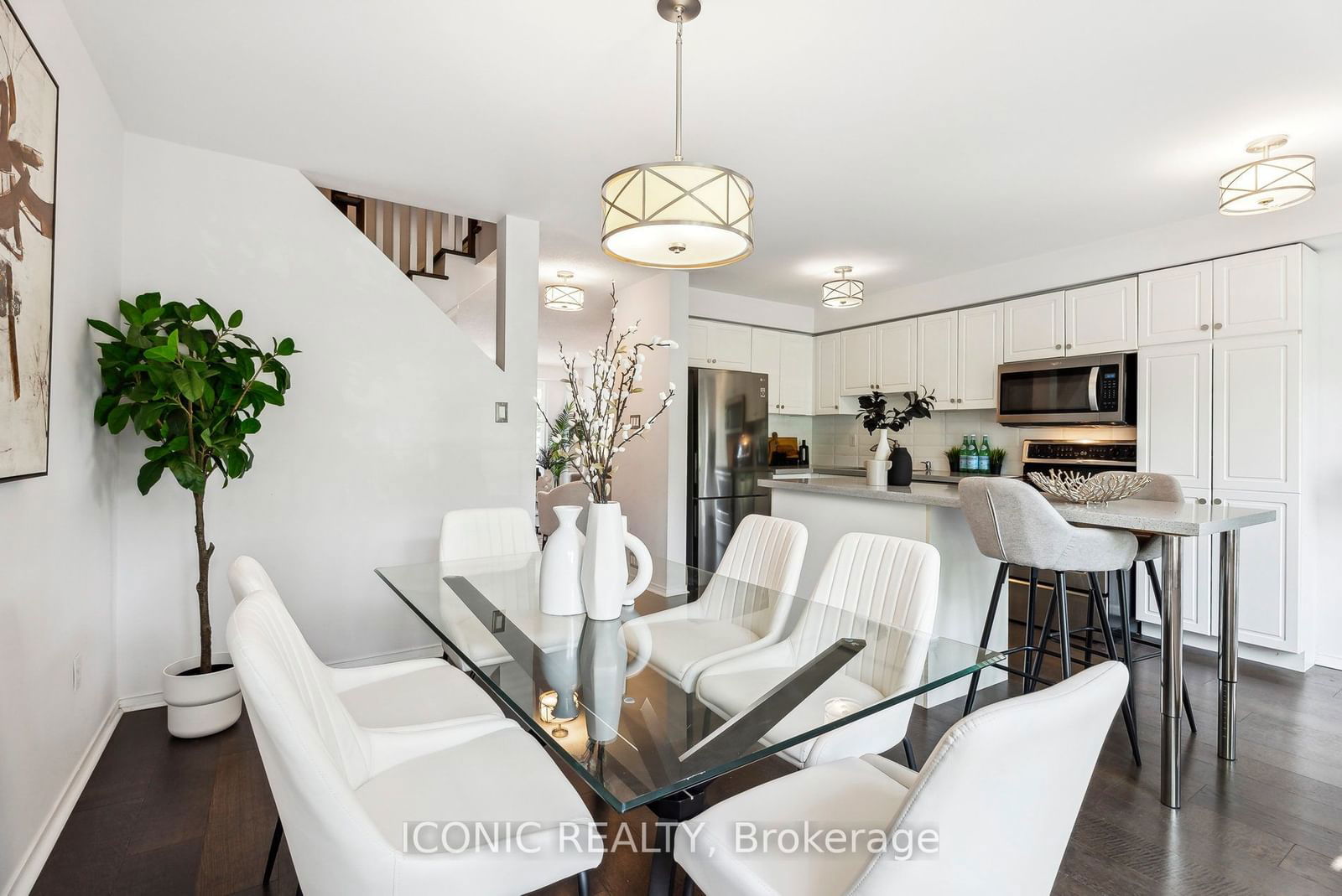 31 Mosaics Ave, unit 70 for sale