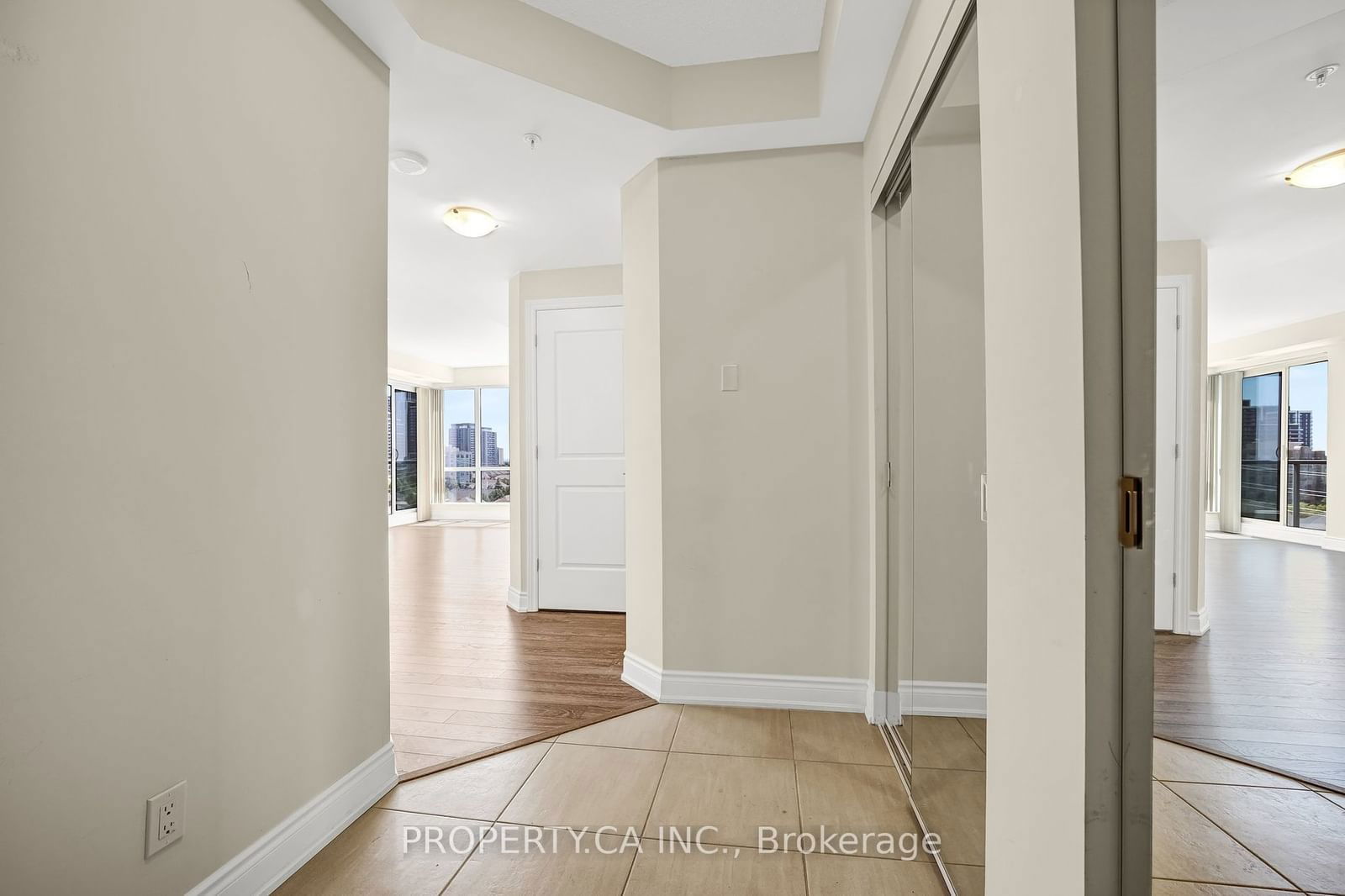 9088 Yonge St, unit 808 for sale - image #6