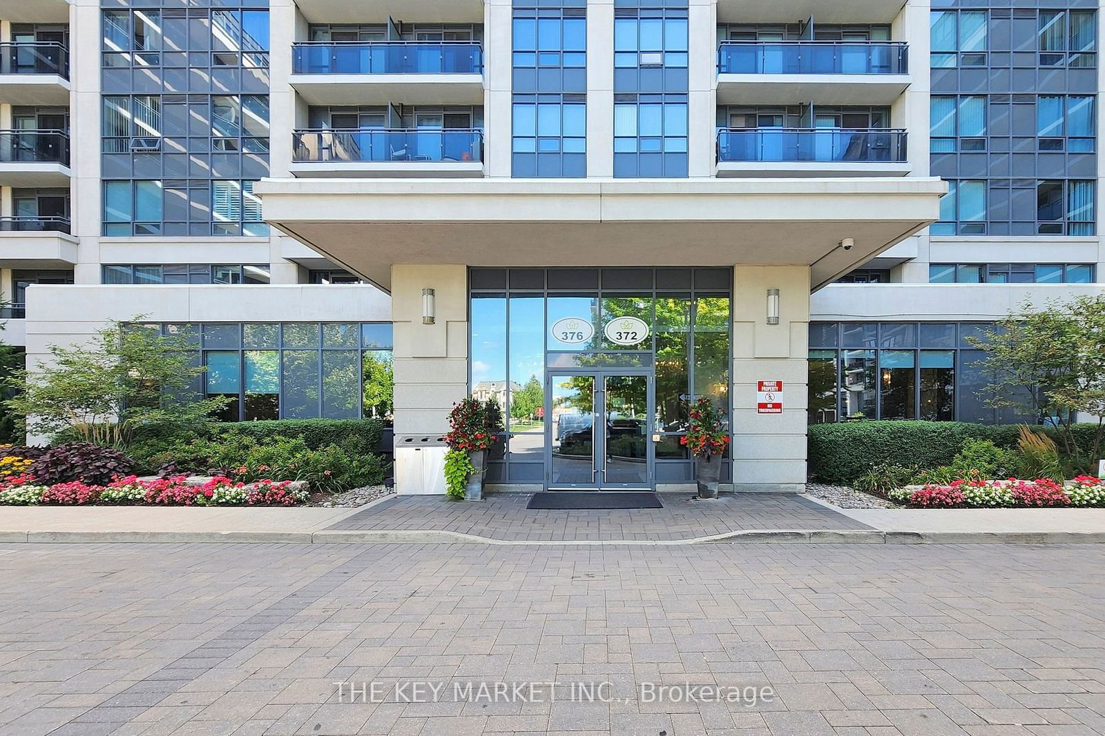 Royal Gardens II Condos, Richmond Hill, Toronto