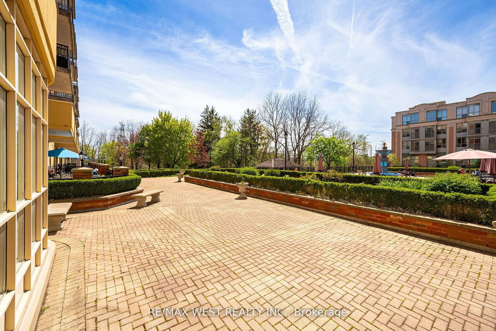 7373 Martin Grove Rd, unit 409 for sale - image #21