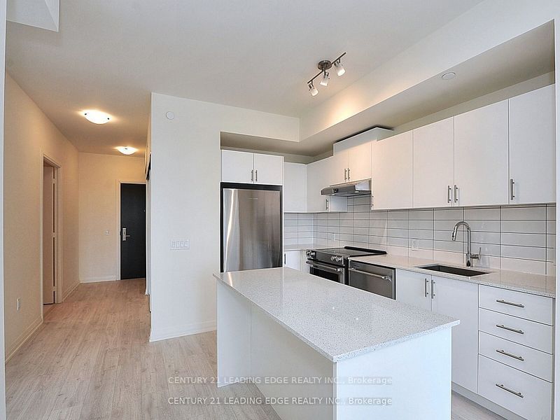 9000 Jane St, unit 422 for sale