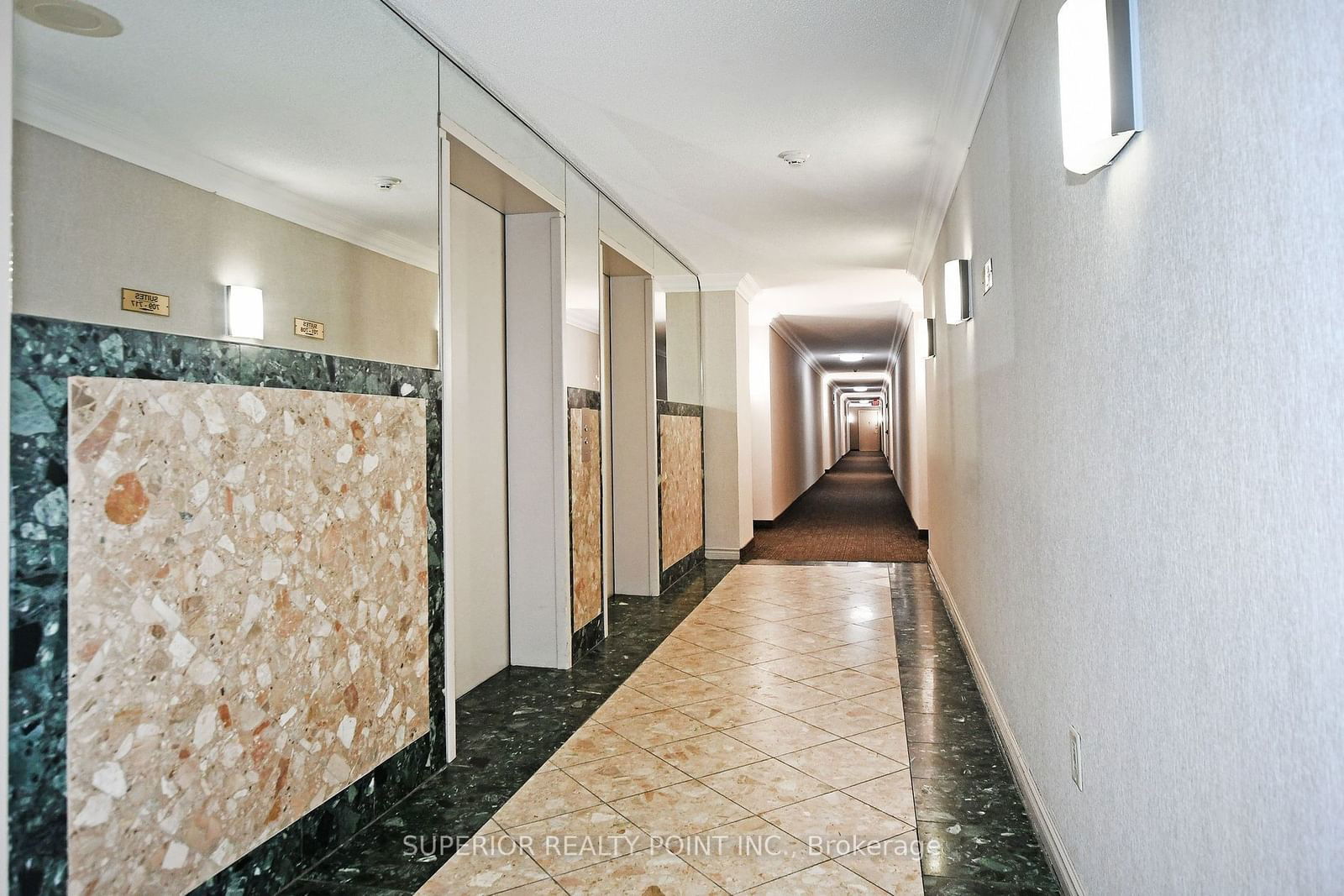 30 Harding Blvd W, unit 711 for sale - image #6