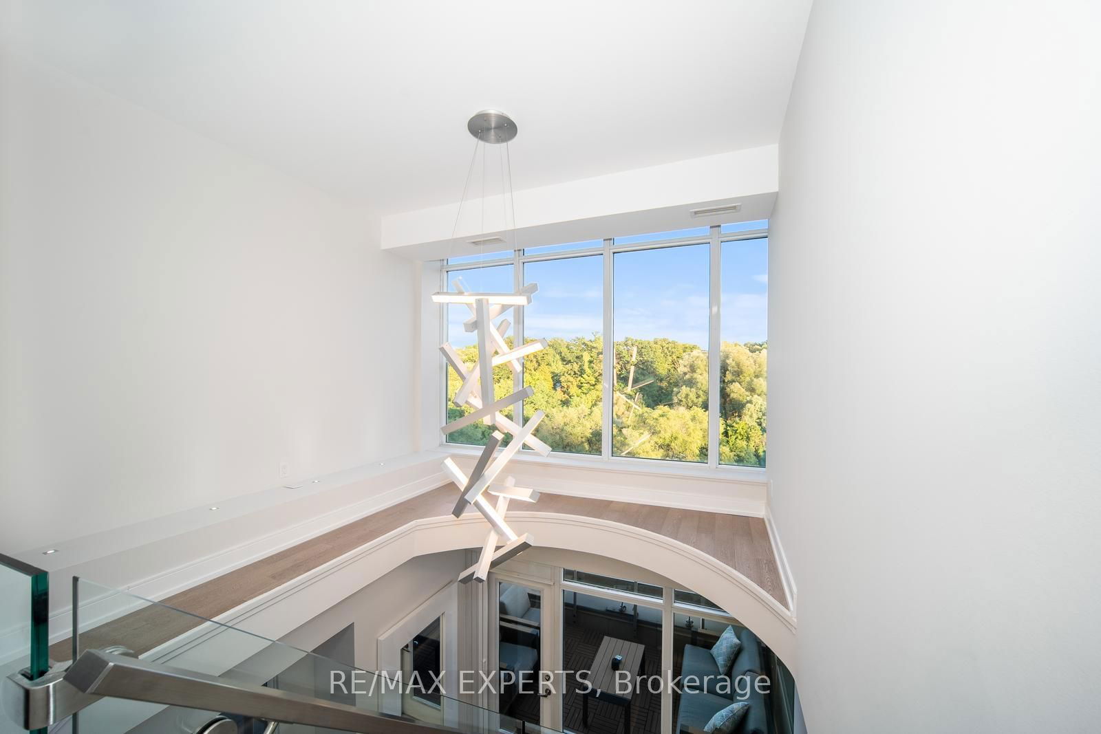 8201 Islington Ave, unit Ph5 for sale