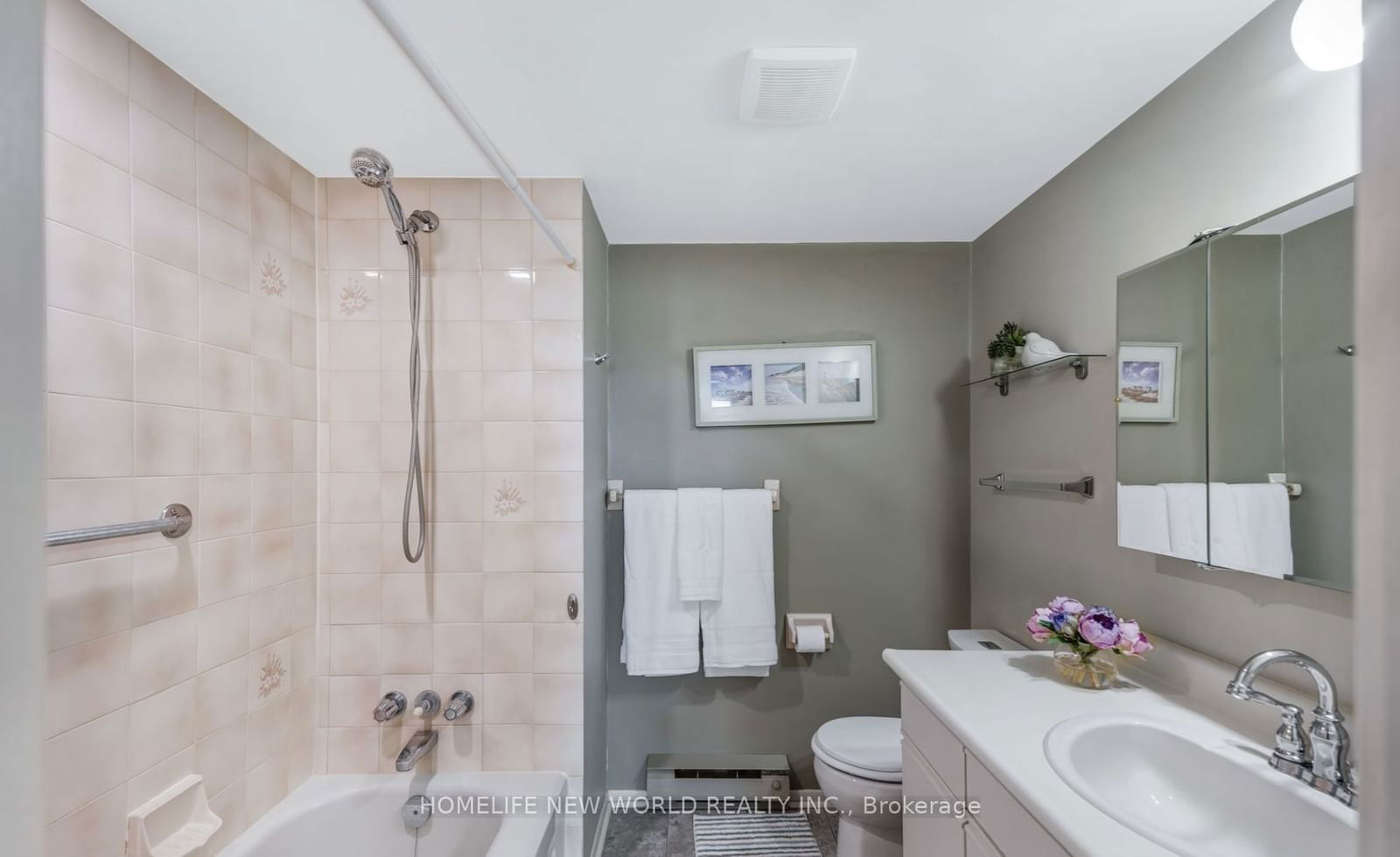 41 Ash St, unit 402 for rent - image #8