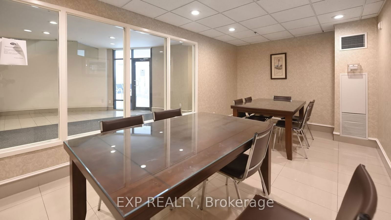 11121 Yonge St, unit 307 for sale - image #38