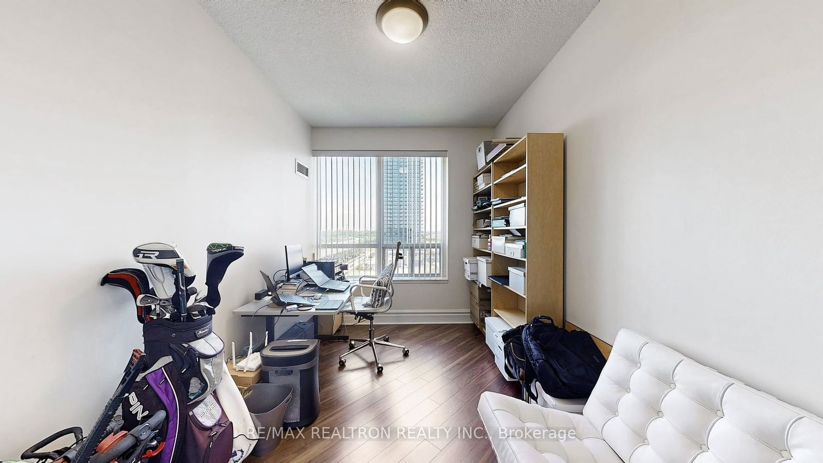 48 Suncrest Blvd, unit LPH6 for sale - image #18