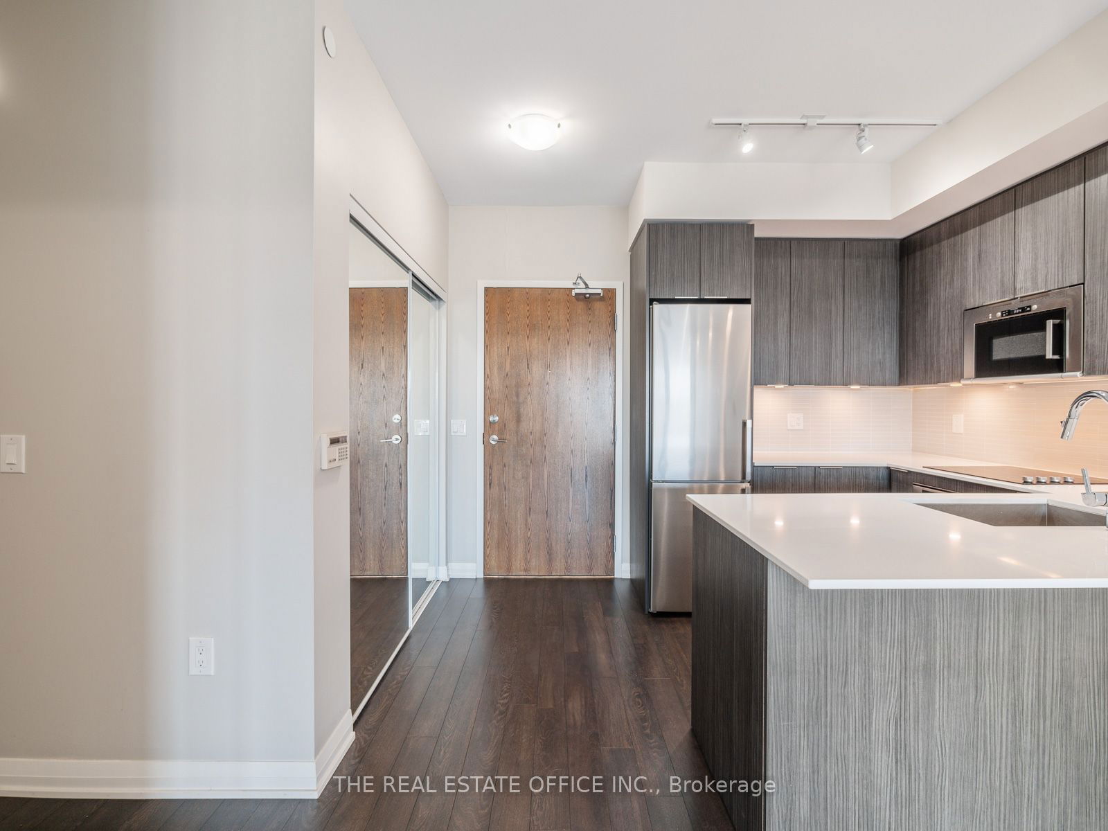 99 Eagle Rock Way, unit 514 for rent - image #5