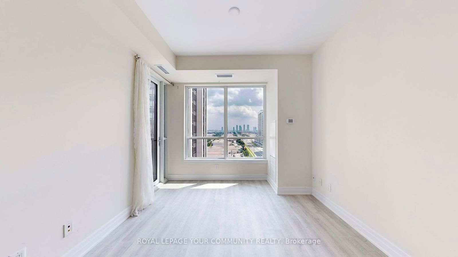 9085 Jane St, unit 1507 for sale - image #16