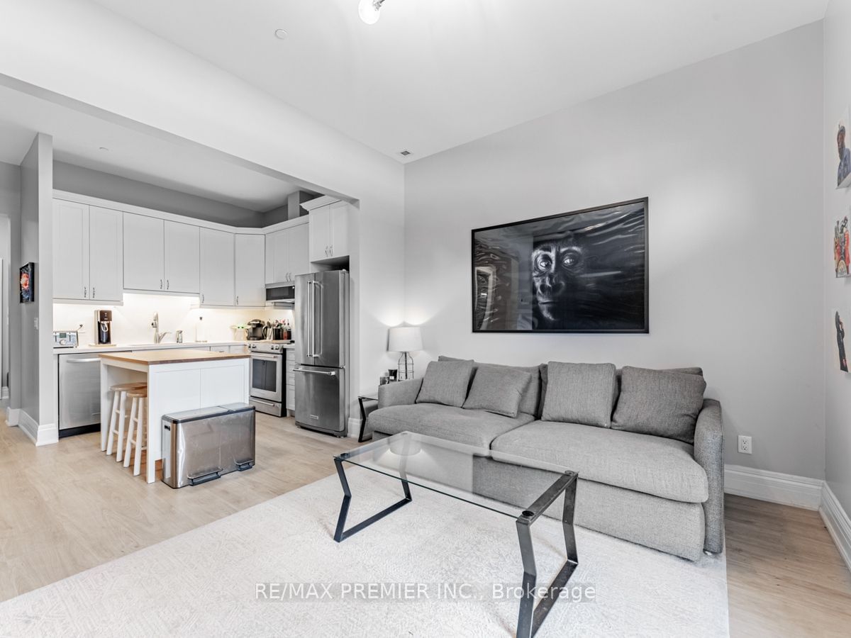 80 Burns Blvd, unit 102 for sale - image #12