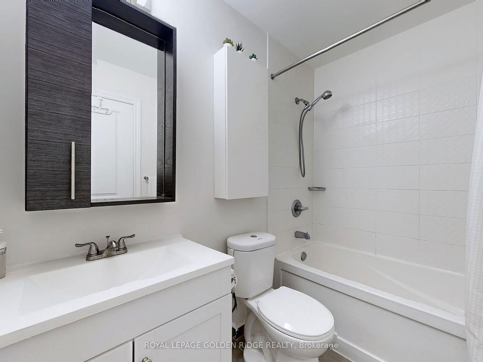 325 South Park Rd, unit 1109 for sale - image #18