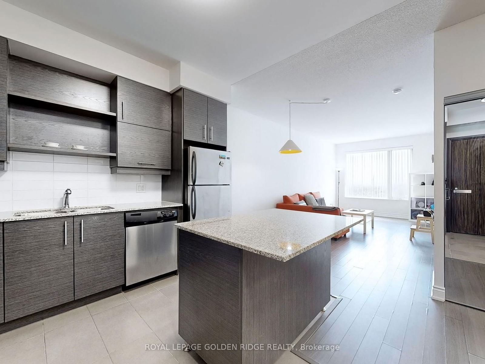 325 South Park Rd, unit 1109 for sale - image #3